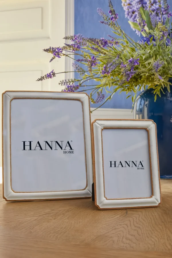 Cornice Portafotou00a0Avorio antico rettangolare con lavorazione di palline oro in rilievo