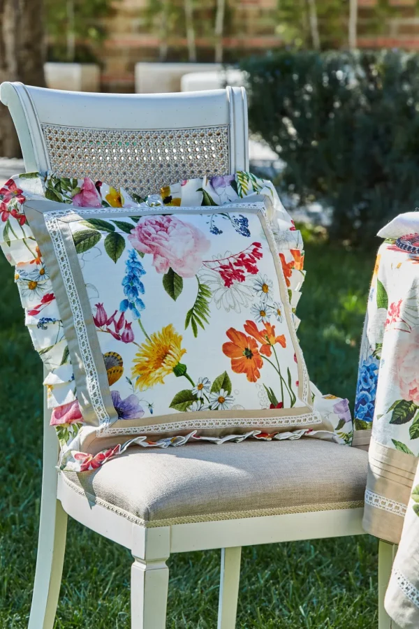 Cuscino arredo stampato con frill e imbottitura 500gr - LAVORATO A MANOrnDimensioni: cm 45x45rn100% cotone