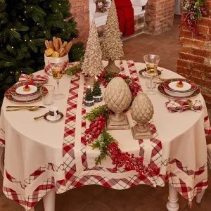 Runner tinta unita rossa o panna con doppio bordo applicato a quadri e filo lurex oro