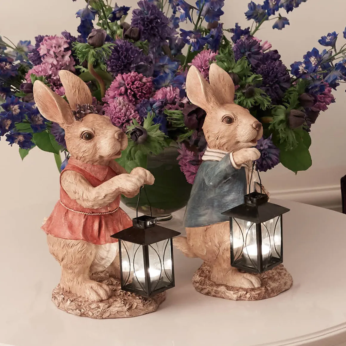 statuina_decorativa_conig_1-2.webp Statuina decorativa coniglietto disponibile in versione girl