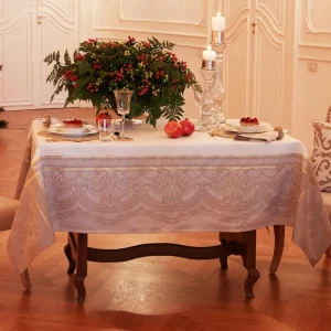 Tovaglia jacquard piazzata con filato lurex disponibile in 2 varianti colore