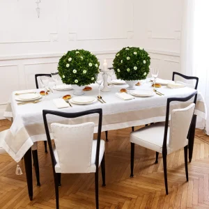 TOVAGLIA ORLO A GIORNO E BALZA IN LINO DISPONIBILE IN 3 COLORI