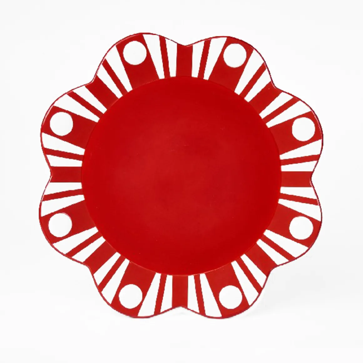 vassoio_decorativo_tondo__0.webp Vassoio decorativo tondo con bordo ondulato rosso, in poliresina.